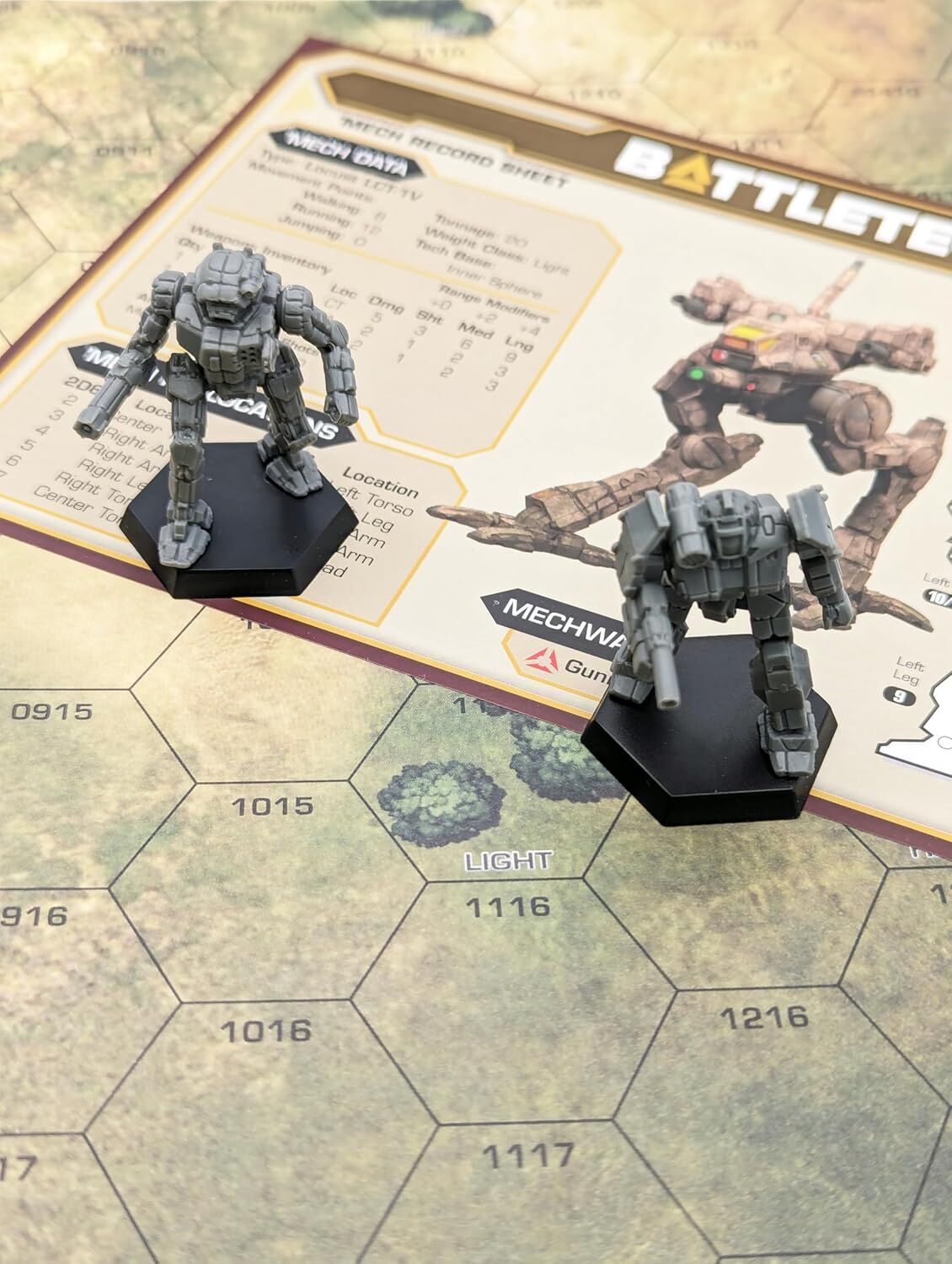 Catalyst Game Labs: BattleTech Beginner Box 40th Anniversary - Miniature Games