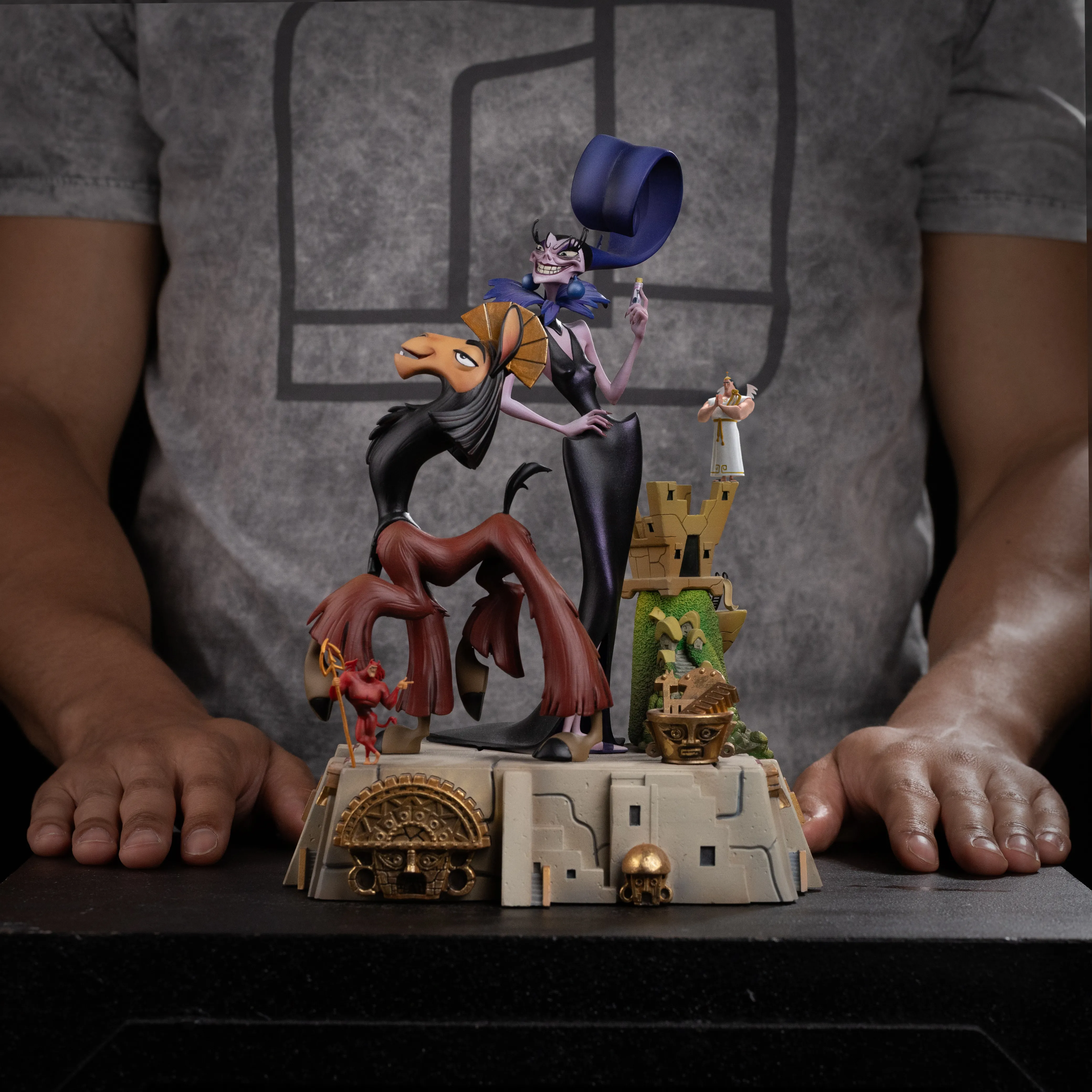 Iron Studios: Kuzco & Yzma - The Emperor’s New Groove Deluxe Art Scale 1/10