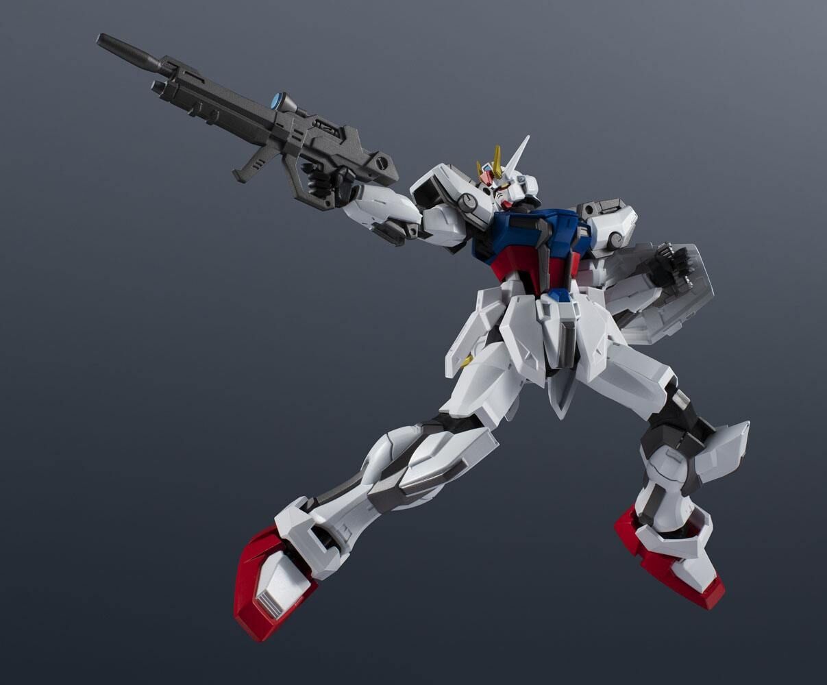 Bandai: GAT-X105 Strike Gundam – Mobile Suit Gundam SEED (14cm)