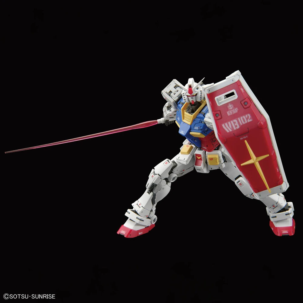 Bandai: RG RX-78-2 Gundam Ver.2.0 - Mobile Suit Gundam (1/144)