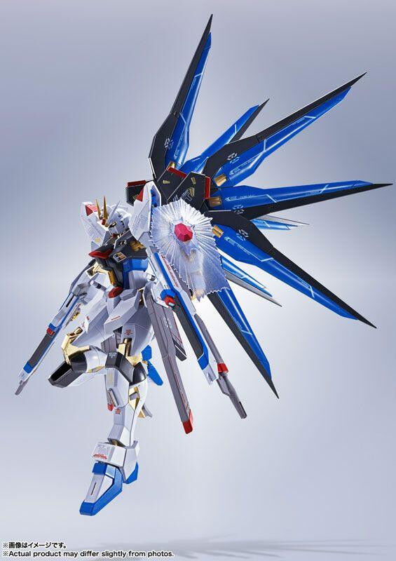 Tamashii Nations | Strike Freedom Gundam (Re: Coordinate) The Robot Spirits (14cm) | Gundam