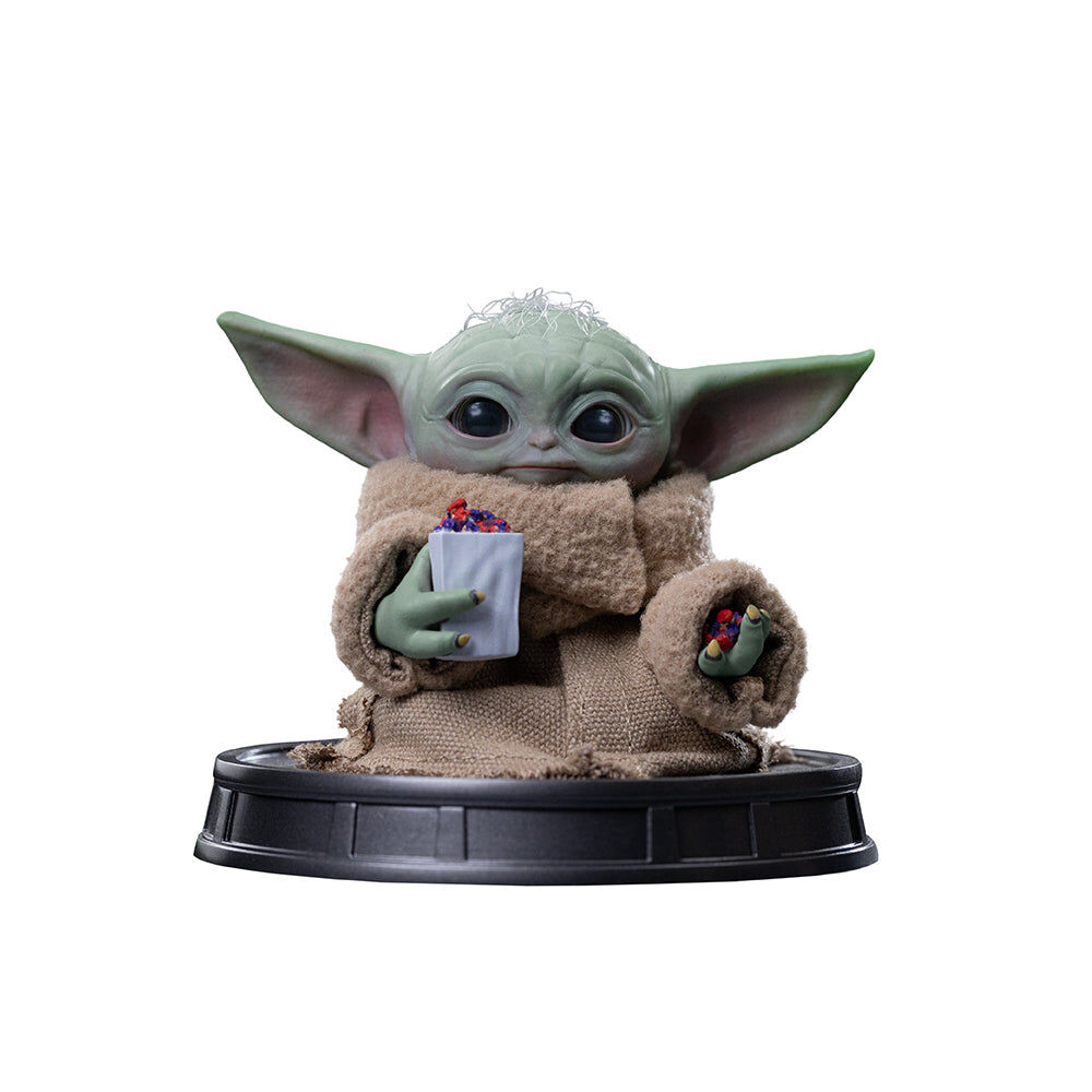 Iron Studios | Grogu Popcorn Time | Mandalorian and Grogu Movie Legacy Replica 1/4