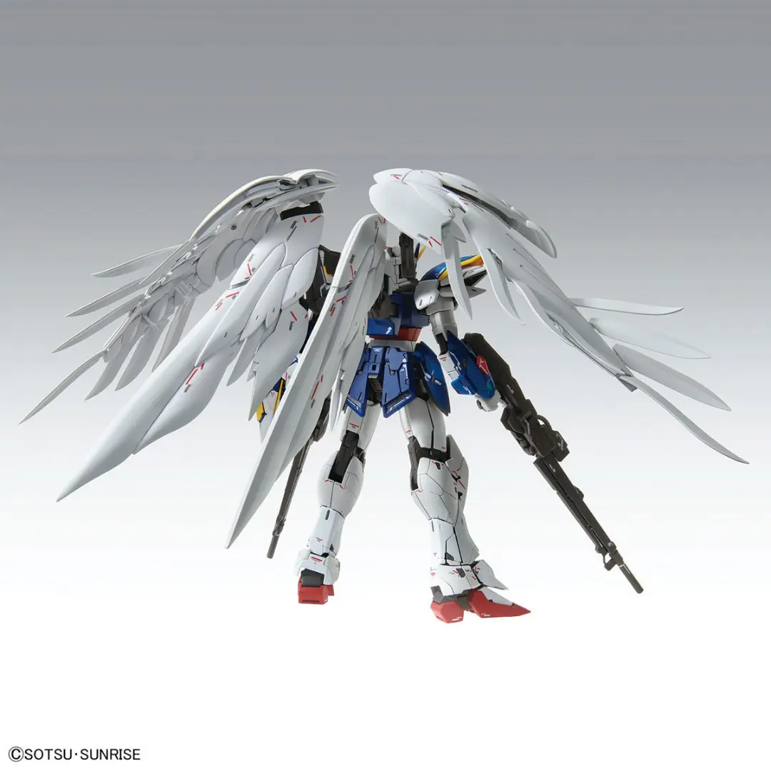 Bandai | MG Wing Gundam Zero EW Ver. Ka | Mobile Suit Gundam Wing: Endless Waltz (1/100)
