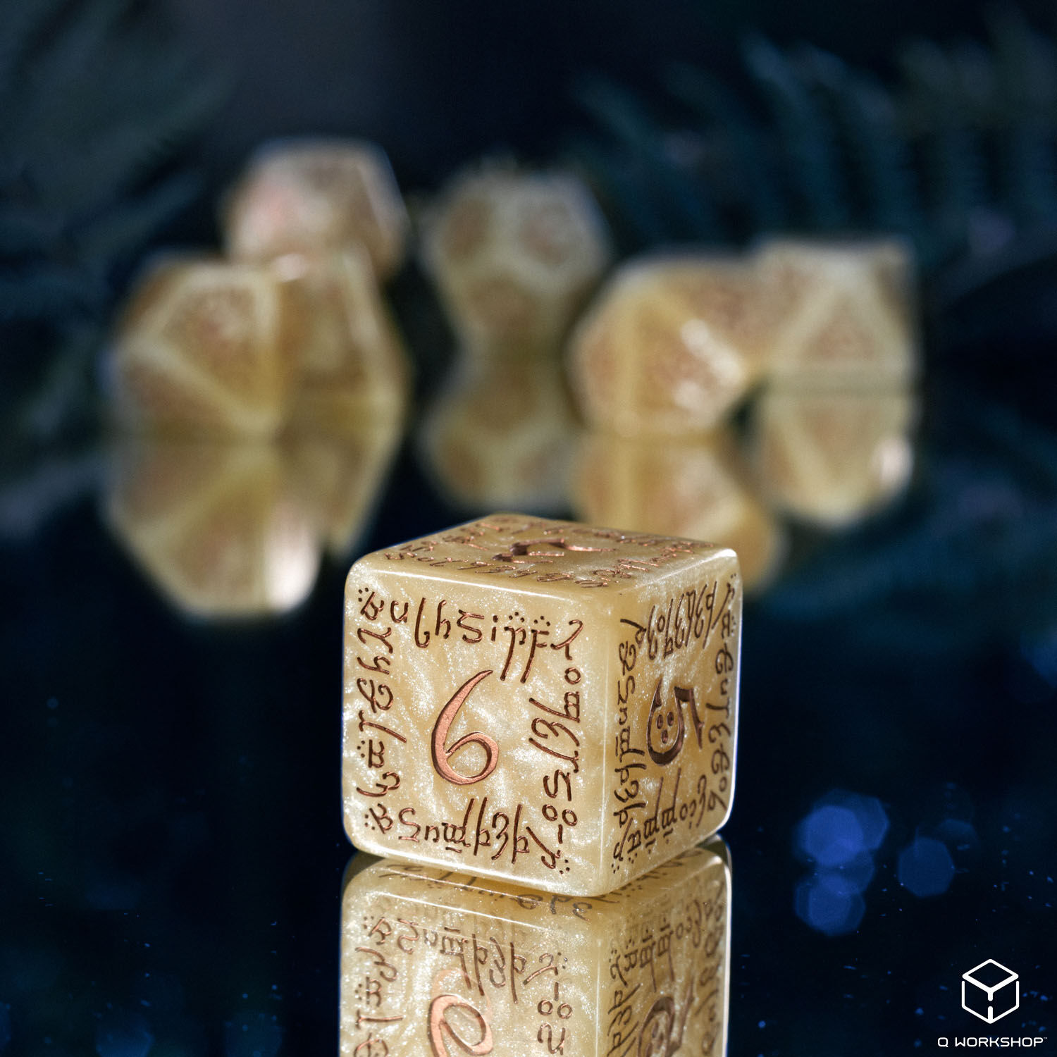 Q Workshop | Elvish Shimmering Beige & Copper | Jumbo Dice Set